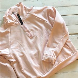 Nike Women’s Therma Pull Over